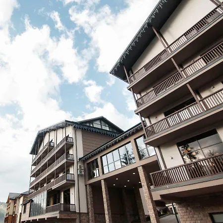 Girski Hotel&spa ホテル