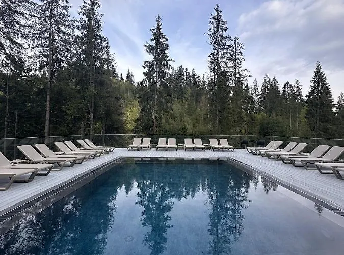 Girski Hotel&spa Отель *